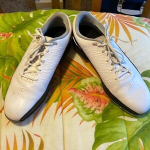 Men’s Nike golf shoes